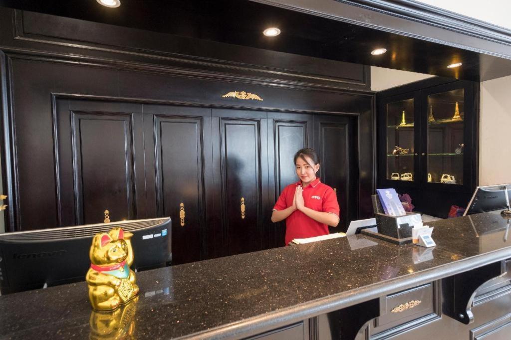Hotel Sutomo Makassar Extérieur photo