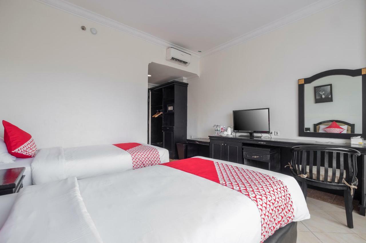 Hotel Sutomo Makassar Extérieur photo